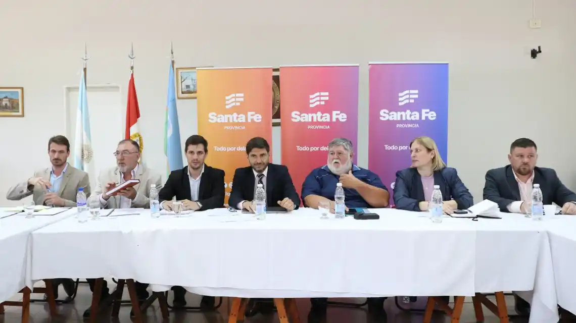 Pullaro y su gabinete se reúnen en Venado Tuerto