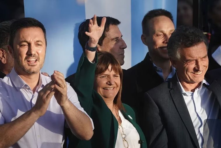 Patricia Bullrich cerró su campaña acompañada por Macri y Larreta