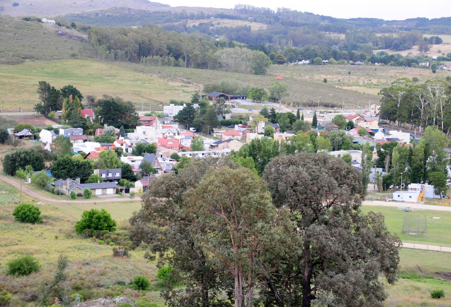 Continúan los reclamos por la falta de agua en Valle del Lago