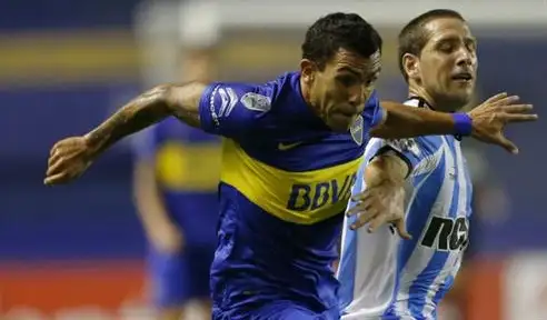 Con gol de Lodeiro, Boca le ganó a Racing y pasó a octavos 