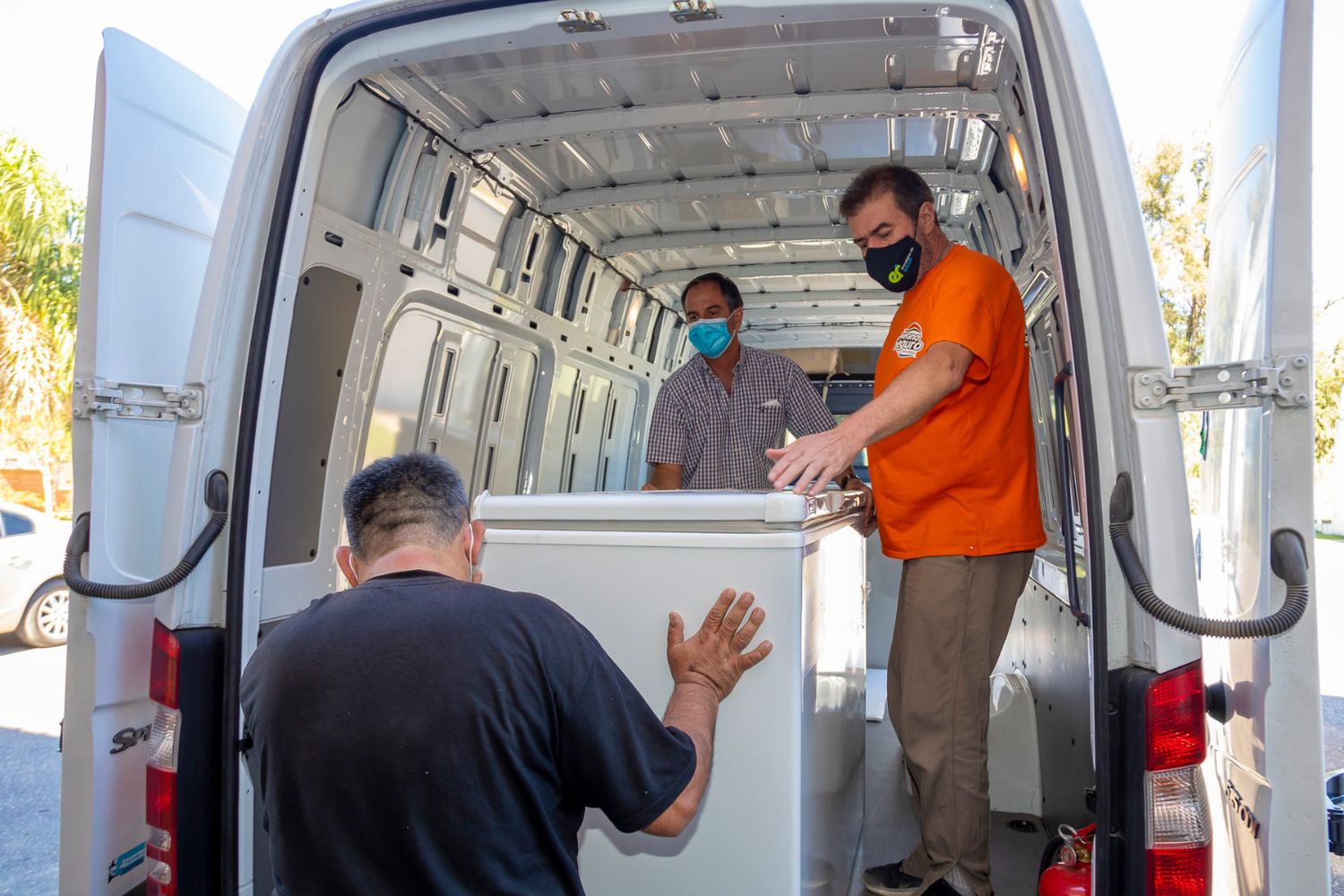 Comienza la distribución  de freezers para la Campaña  de Vacunación contra el Covid-19