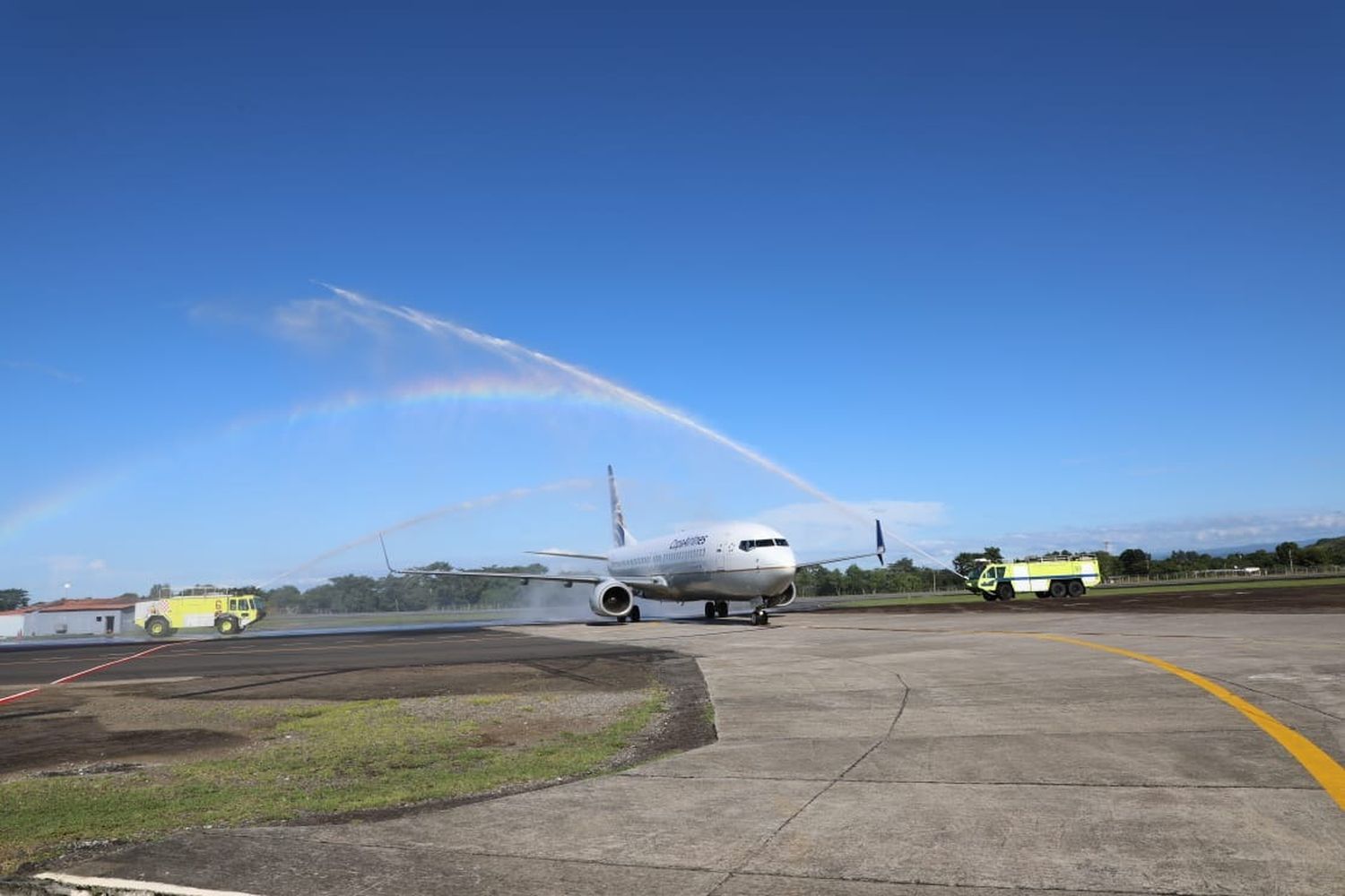 Panamá reanudó los vuelos dentro del país