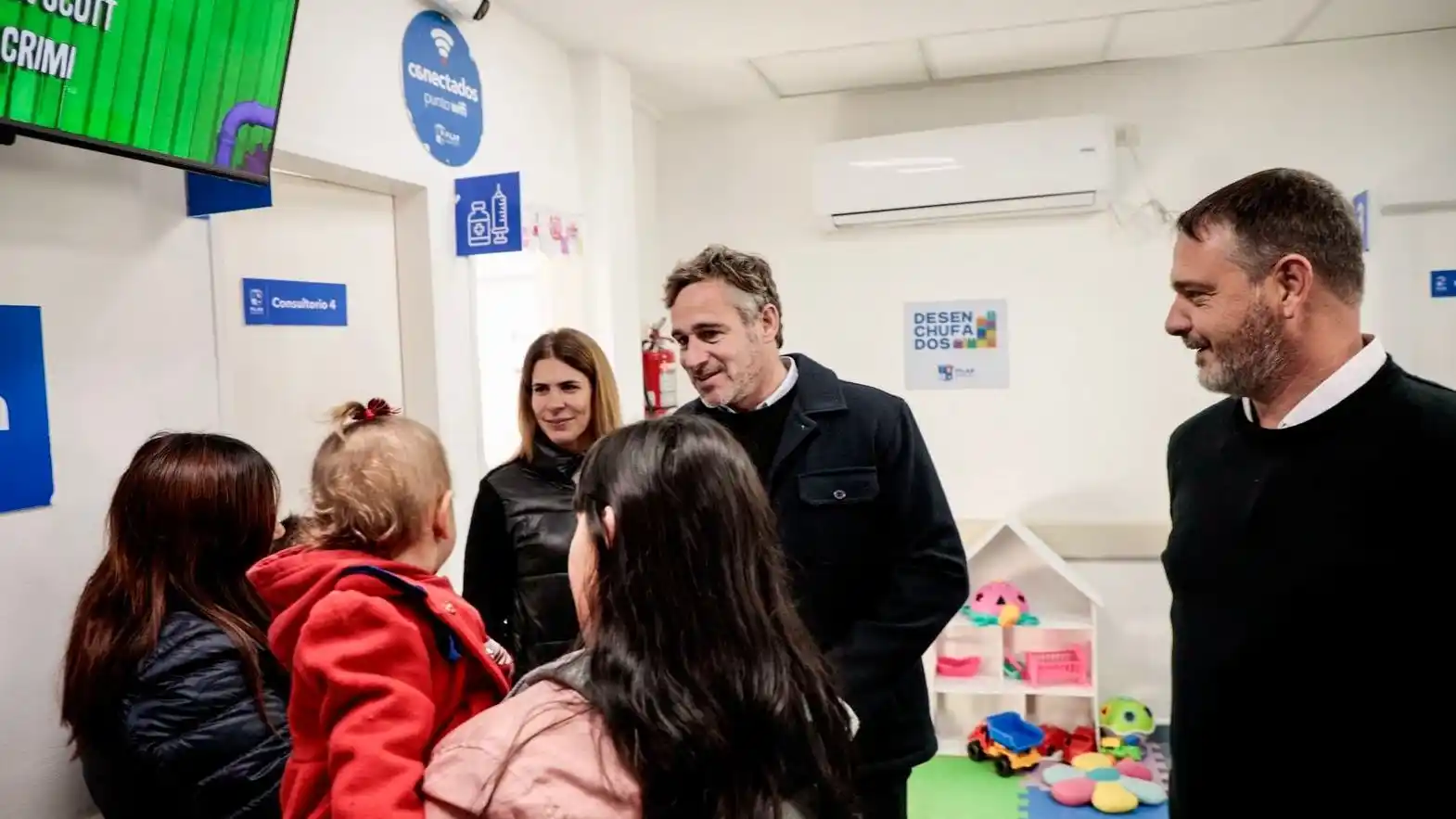 Achával destacó la importancia de la atención primaria de la salud en los barrios