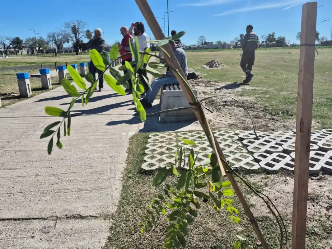 Por el Día Nacional del Árbol, se plantaron 68 especies nativas en Gualeguaychú