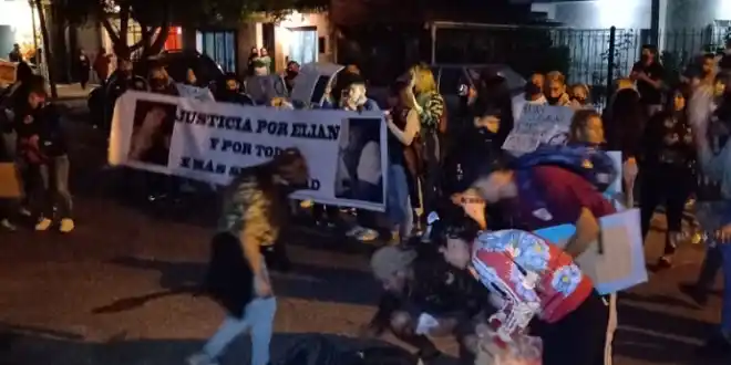 Familiares y amigos reclamaron justicia por el homicidio del joven Elián Corvalán en San Francisco Solano