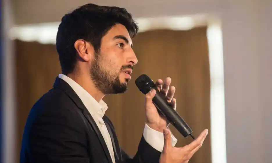 "Entraron y amenazaron a los dirigentes con la policía en la puerta"