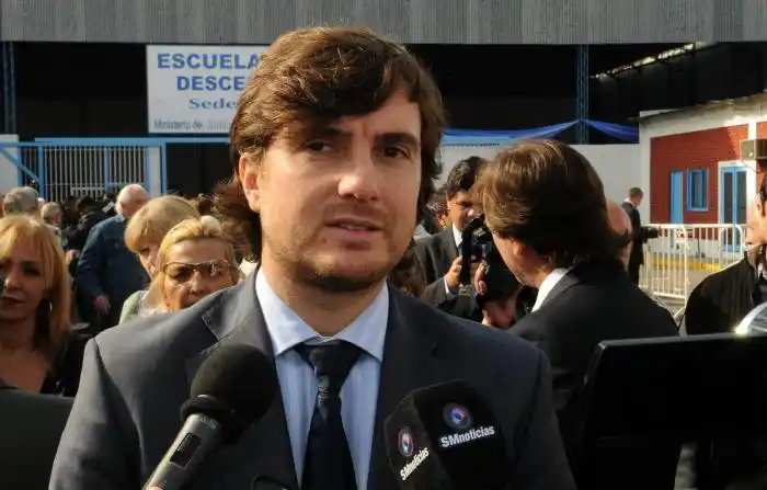 Ghi: Scioli quiere "anexar casi 7 hectáreas al parque industrial" como modelo provincial y nacional