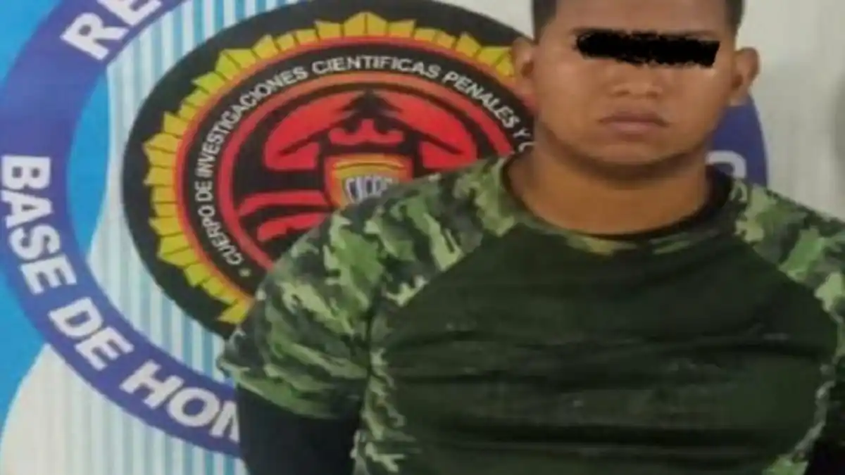 A MACHETAZOS un joven mata a su padre en el estado Bolívar