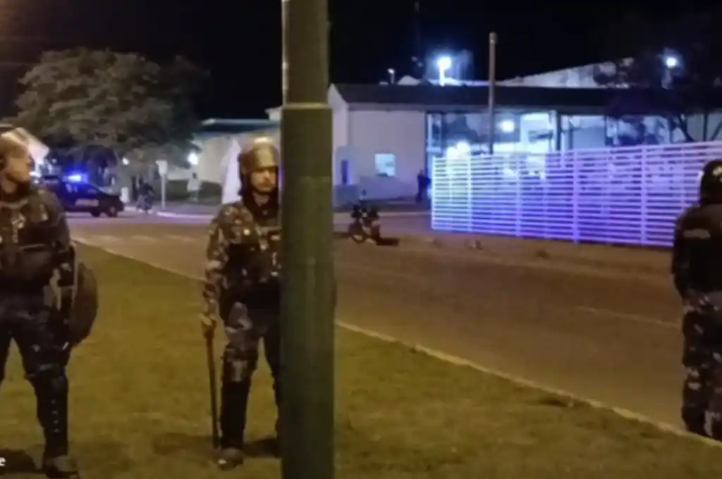 Incendio en el Pabellón B1 de la Alcaidía General. (Foto: Gentilezas)