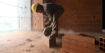 La venta de insumos para la construcción registró una baja de 12,10% mensual desestacionalizada