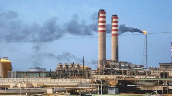 DEMASIADO HABÍA DURADO: Pdvsa cierra 2 refinerías de las 4 abiertas hace unos días
