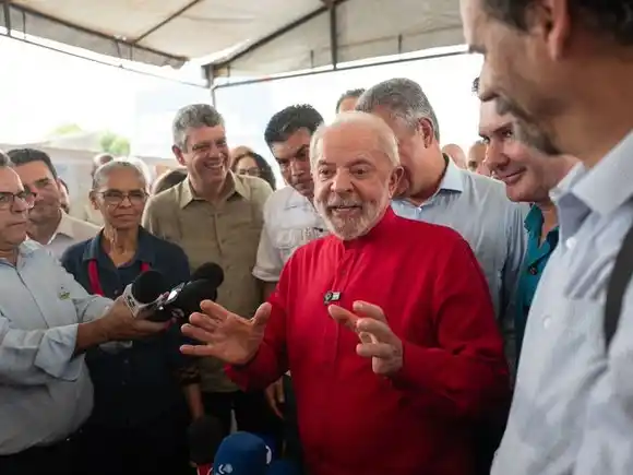 "No quiero que lleguemos a una invasión terrestre" de EE.UU. a Venezuela, dice Lula