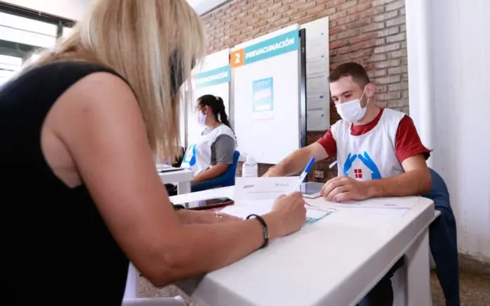 “vacuna libre” para mayores de 50 años y embarazadas