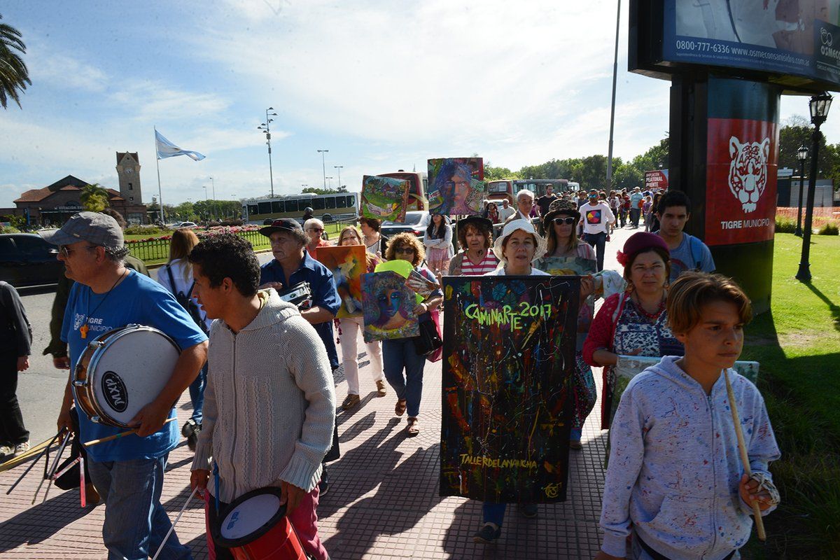 Tigre: El Municipio impulsó por primera vez la muestra itinerante  "Caminarte”
