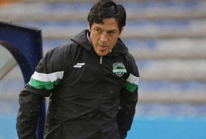 Finalmente, Camoranesi no asumirá en Deportivo Cuenca