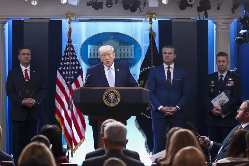 Donald Trump ofreció una conferencia de prensa. EFE