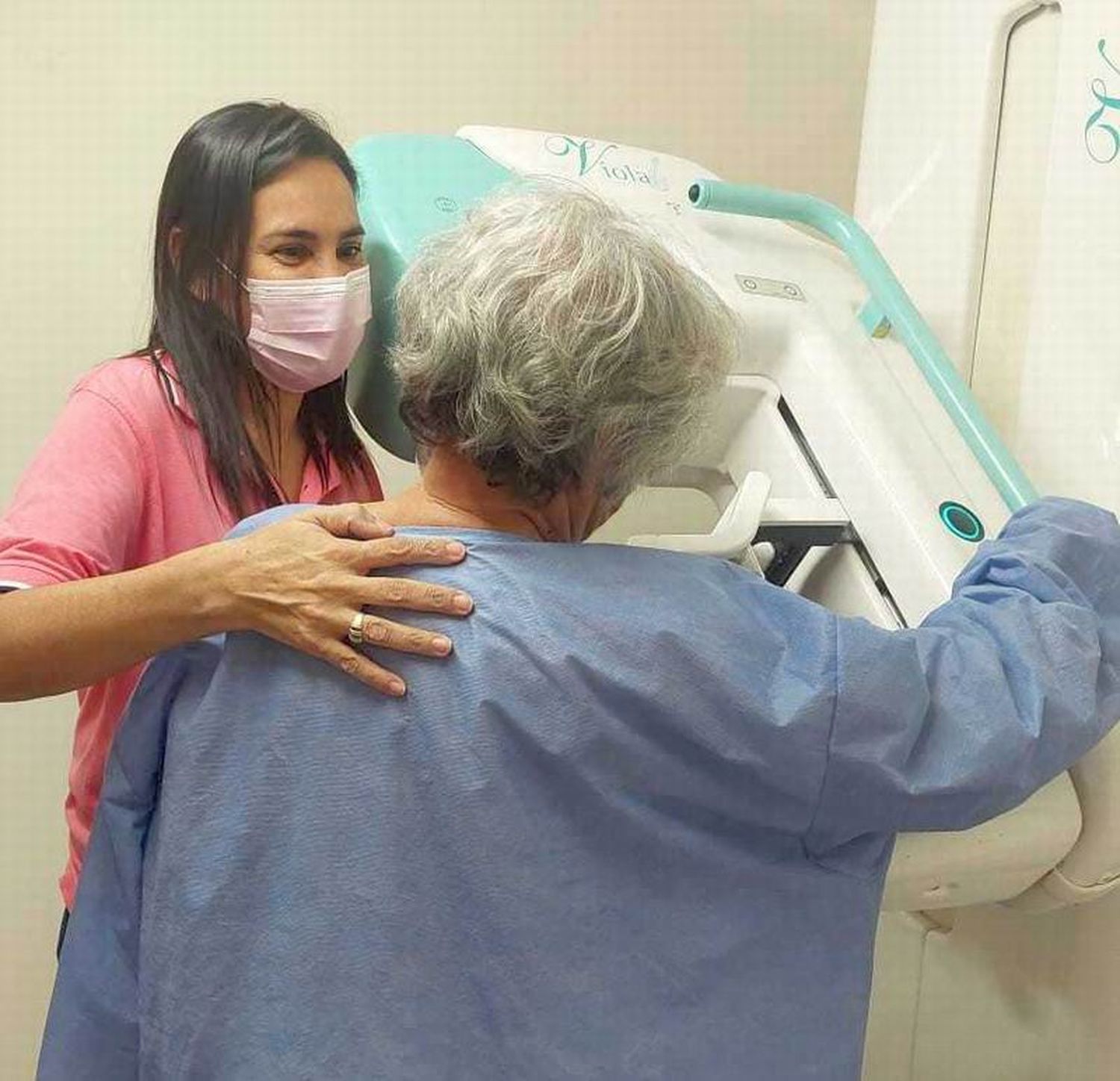 En los camiones sanitarios se realizaron cerca
de 500 mamografías a vecinas del interior