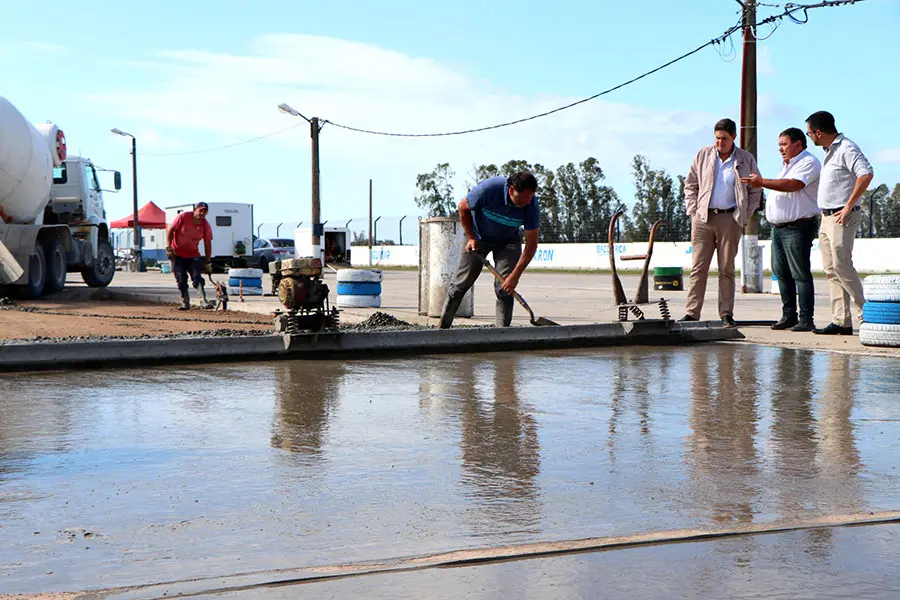 Pavimentan los boxes del autódromo de Independiente
