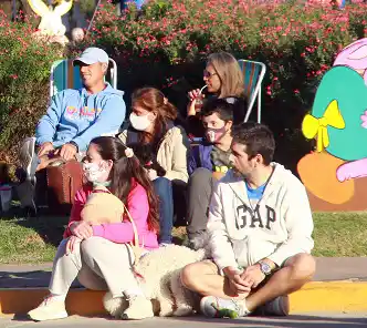 Cultura, religión y espectáculos en la plaza