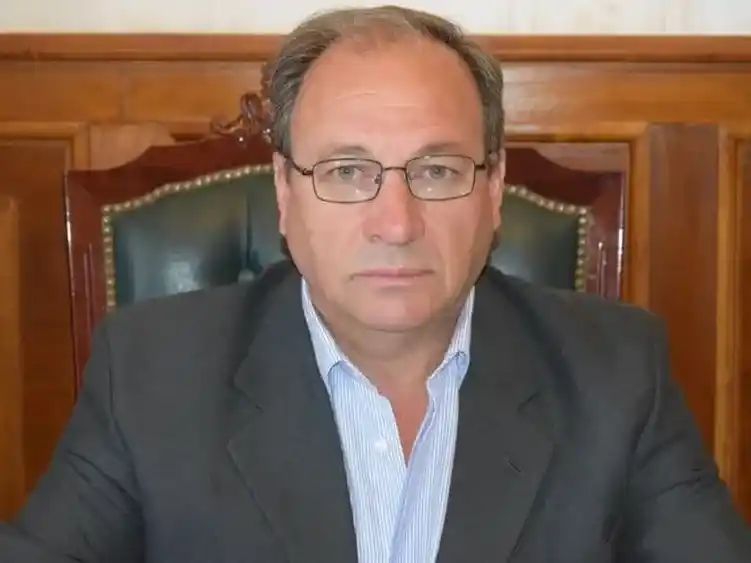 El intendente Capra, de General Alvear.  Archivo DIB.
