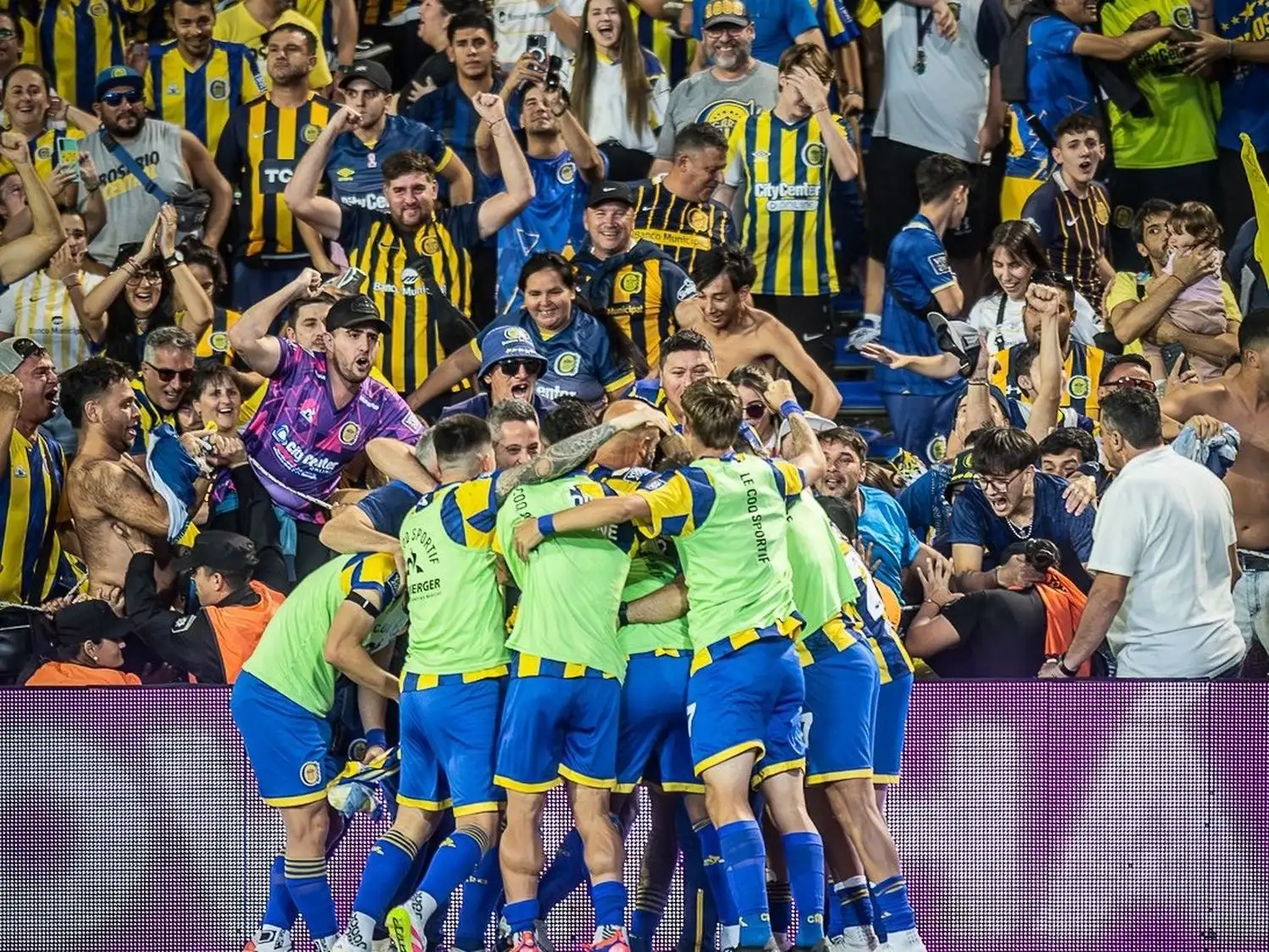Fuerte operativo de seguridad para el partido entre Rosario Central y Unión