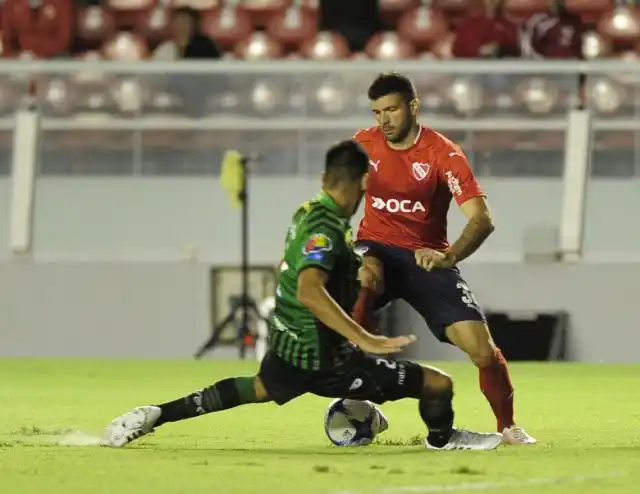 El Rojo de Holan se acordó tarde de atacar y quedó en cero ante San Martín
