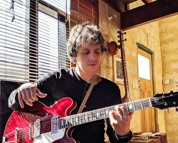 Cómo vive la pandemia el músico Jeremías Sosa en Australia