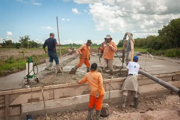 Invierten más de $ 87 millones en calzadas, puentes y alcantarillas