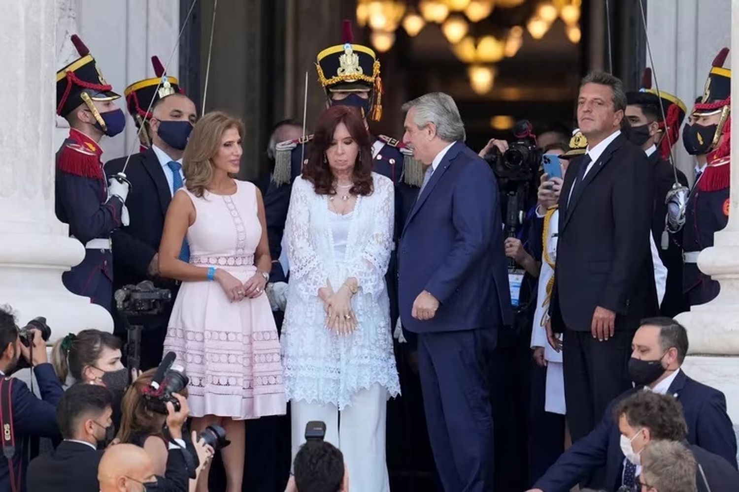 Hay preocupación en el Frente de Todos por el crecimiento de La Libertad Avanza en desmedro del oficialismo.