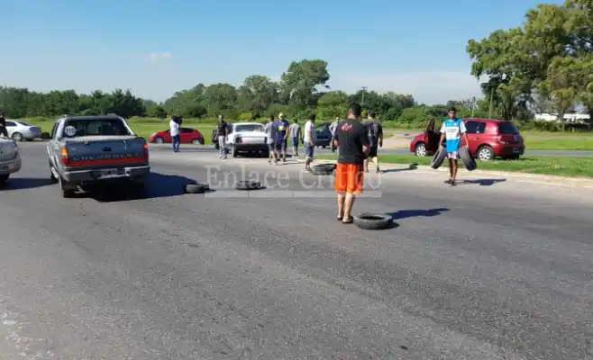 Libre circulación en la rotonda Zárate-Brazo Largo tras la protesta