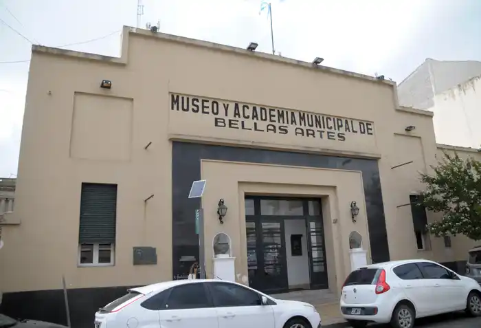 Último fin de semana para visitar la muestra Retrospectiva 1960-2025 de Alberto Florit en el Mumbat