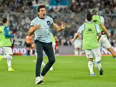 Gustavo Costas: “Estos chicos dan vuelta la historia”