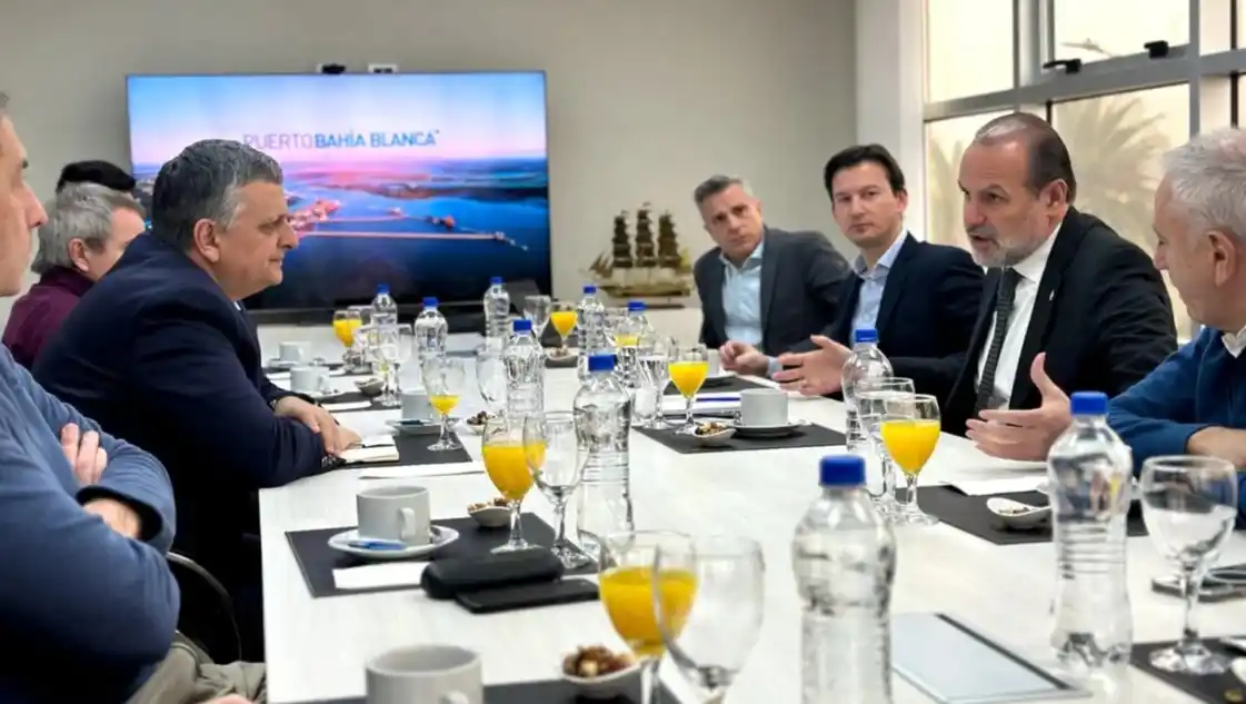 Susbielles con los directivos de YPF