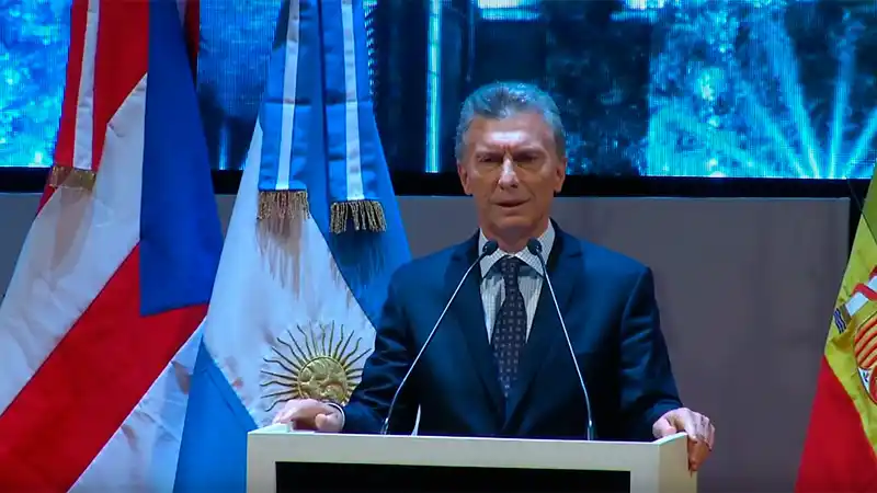 "La gente tiene que aguantar, tenemos que tirar juntos de este carro"