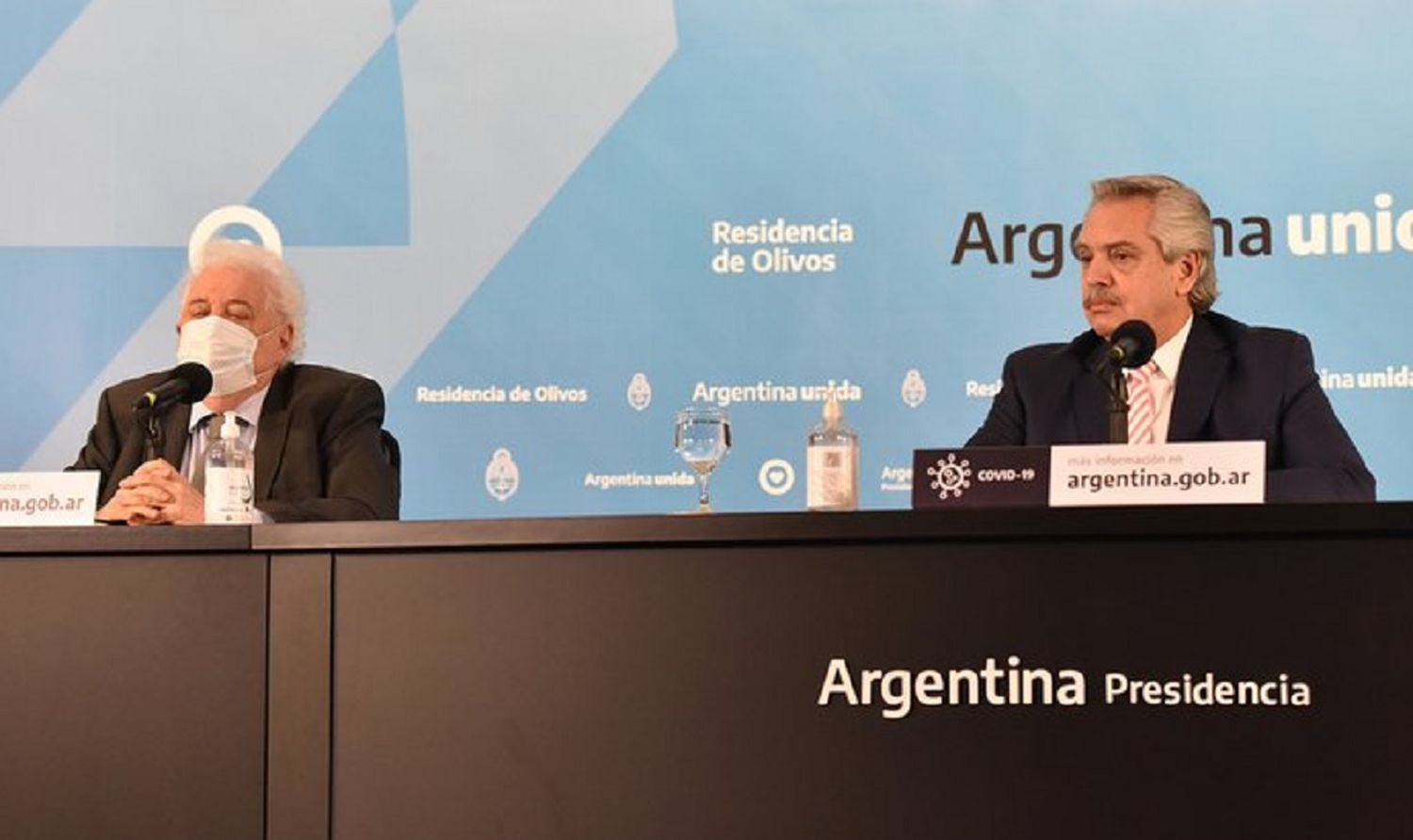 Vacunación VIP: Alberto Fernández le pidió la renuncia a Ginés González García