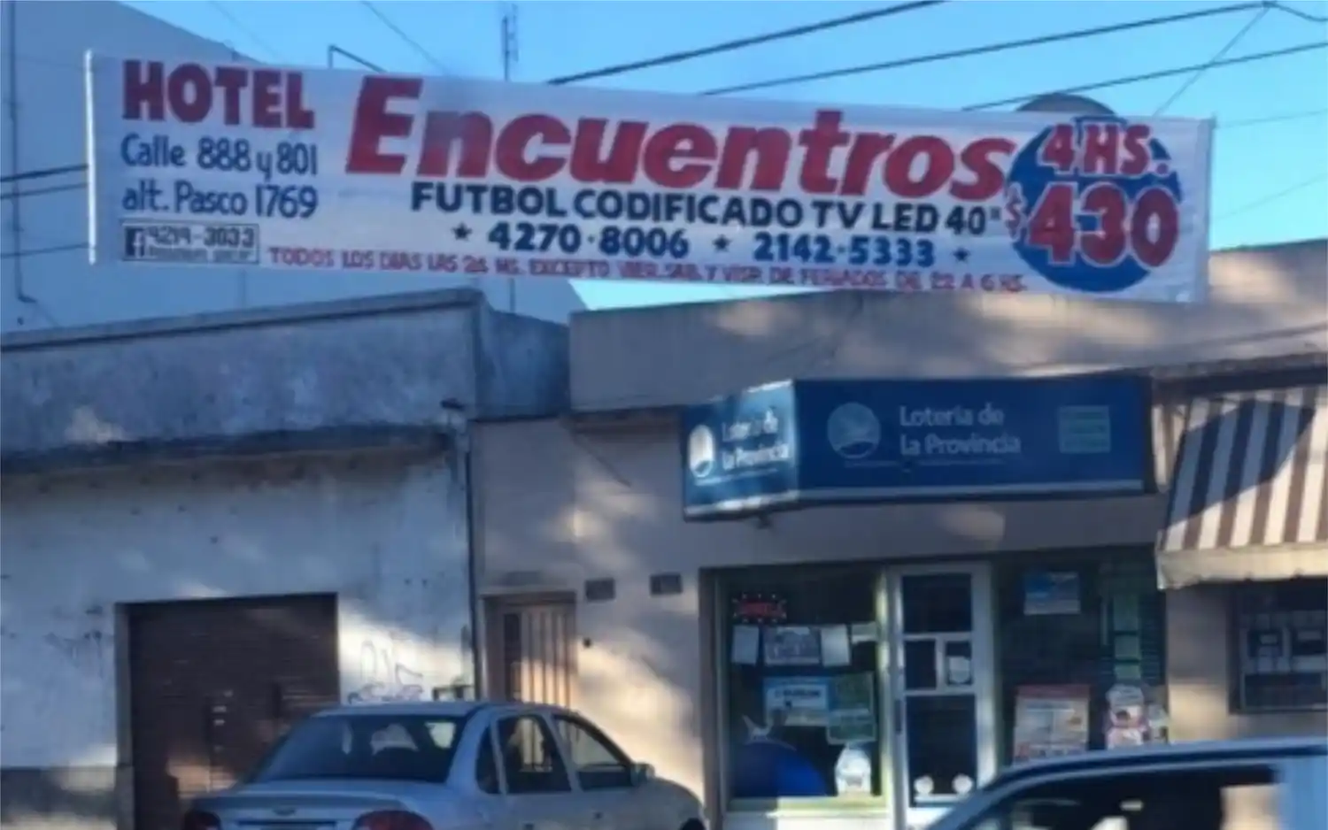 Insólita promoción en Quilmes: Un hotel alojamiento ofrece gratis el pack fútbol codificado