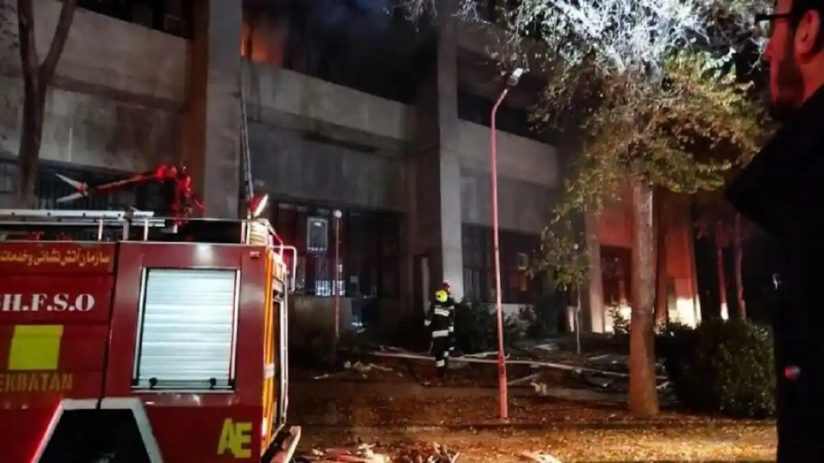 VORAZ INCENDIO ACABA con la vida de unas 32 personas en un centro de desintoxicación en Irán