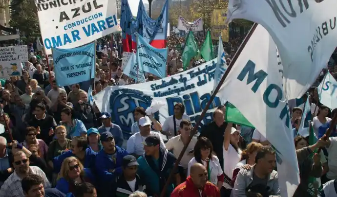 Día del Trabajador Municipal: Lunes con asueto en muchos municipios