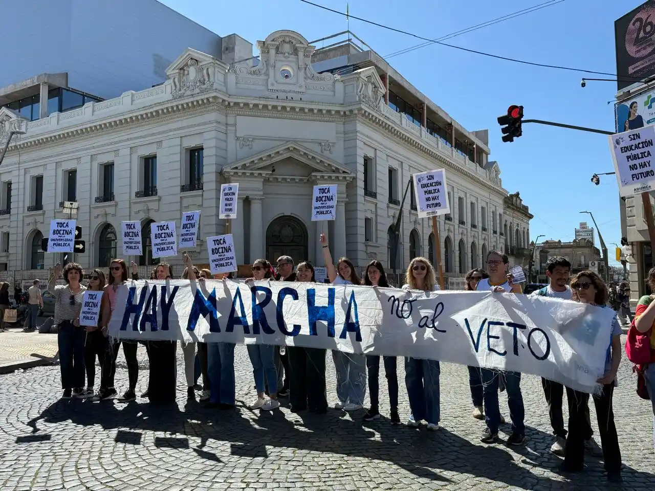 semaforazo unicen 12-09-25 - 2