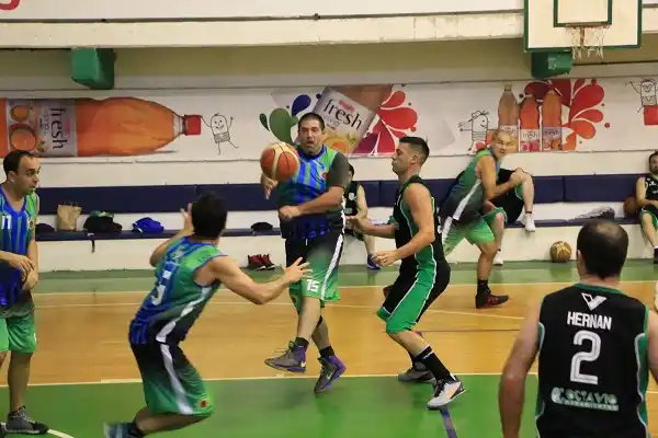 Se disputó una nueva fecha y se cerró la primera rueda