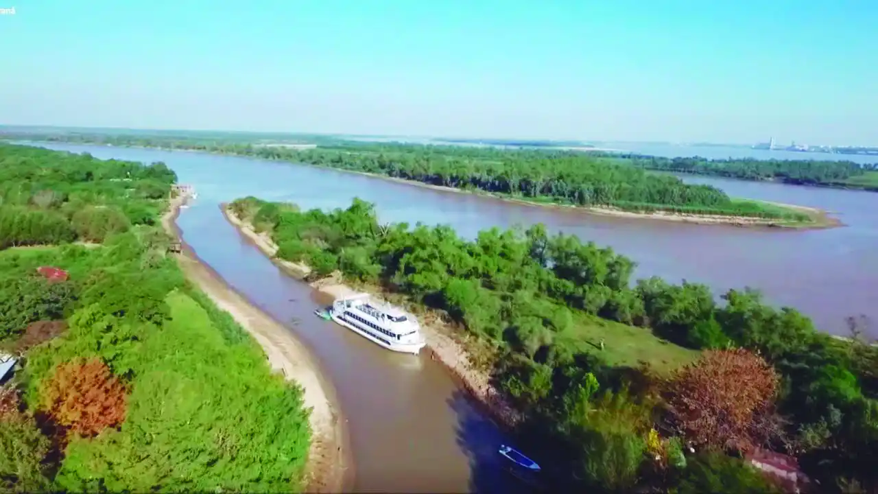 Se venden lotes en islas de dominio público, flojos de papeles