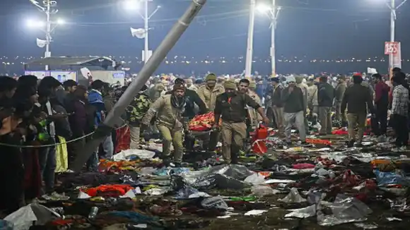 ESTAMPIDA en festival religioso deja 15 muertos y decenas de heridos en la INDIA