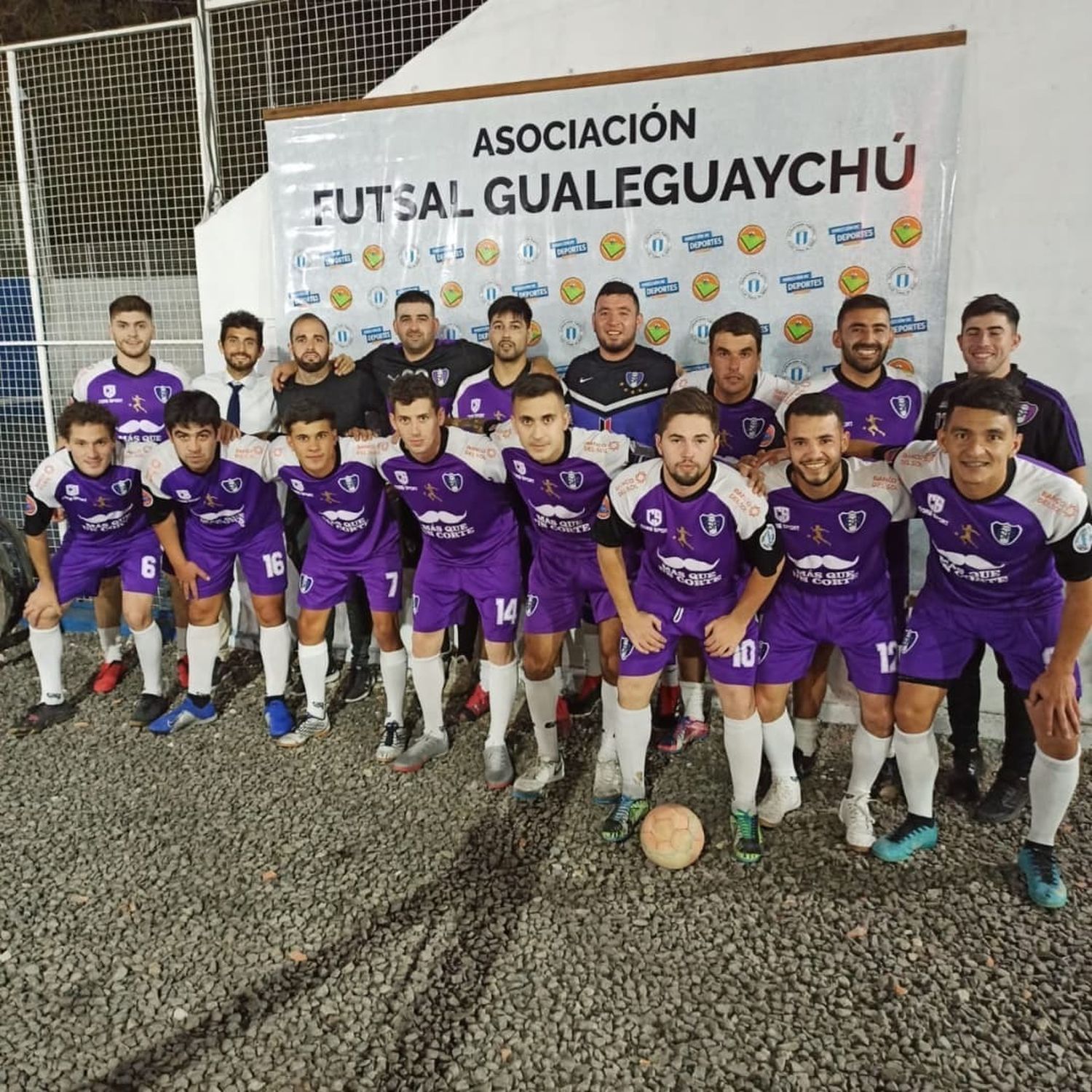 Sirio Libanés y Santos Futsal se adelantaron en las semifinales