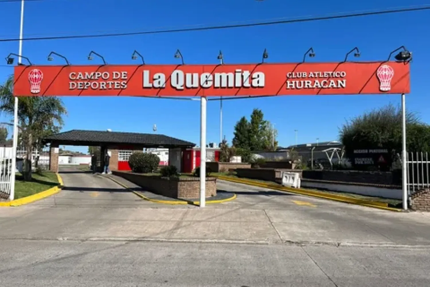 La barra apretó al plantel de Huracán