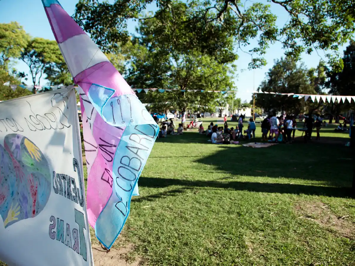 La “Velez” se tiñó con los  colores de la diversidad 