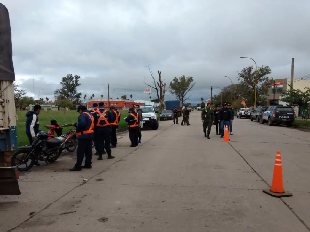 Motos y un remis secuestrados en operativo interfuerzas 