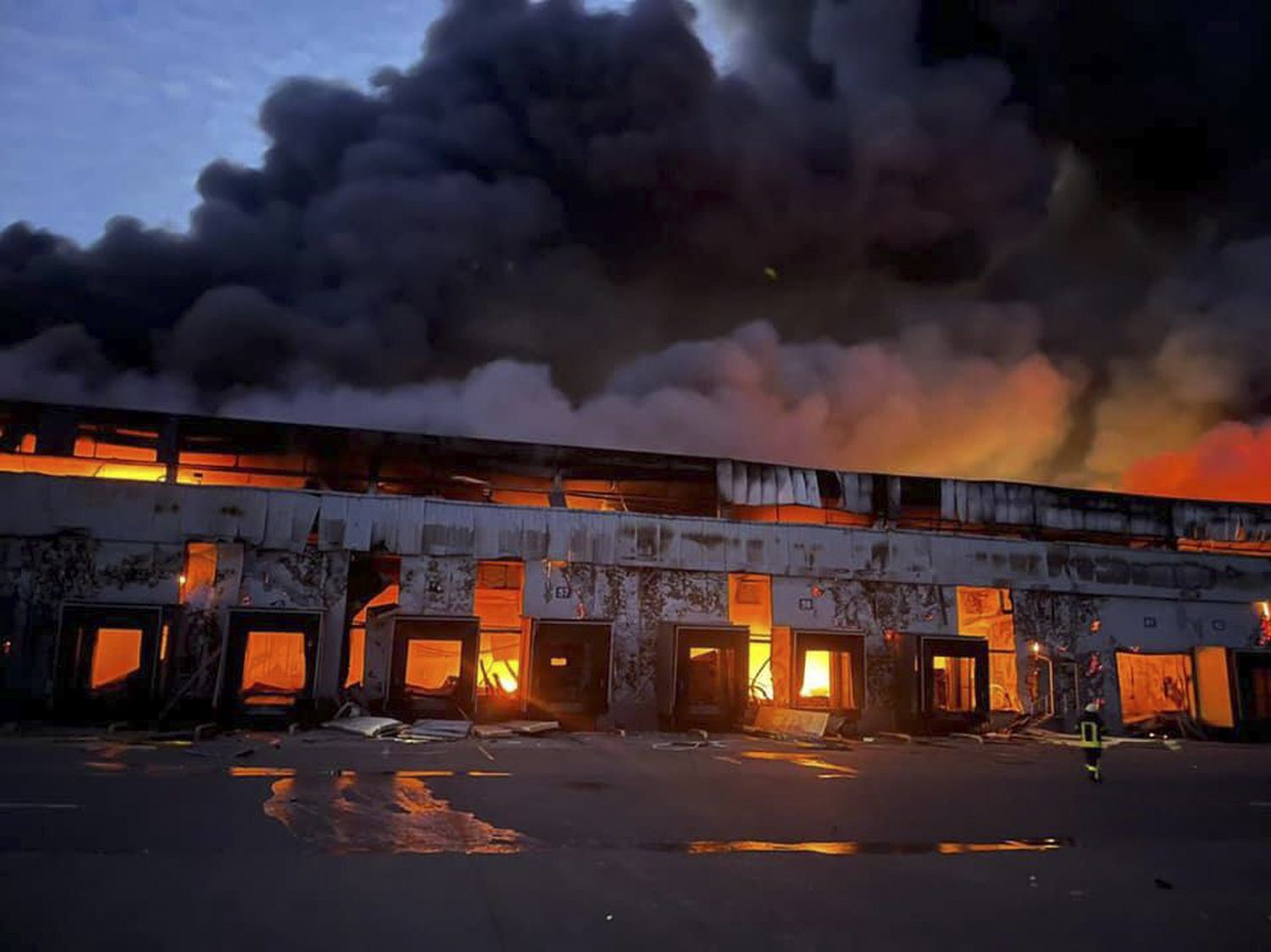 Las fuerzas rusas mantienen el cerco a Kiev y avanza en otros puntos de Ucrania