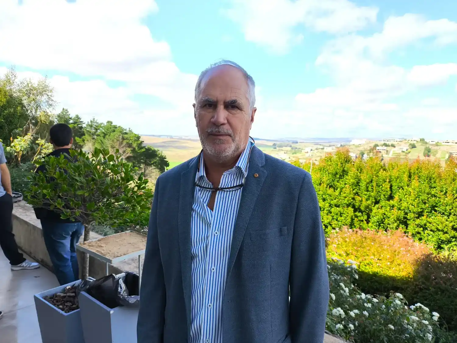 Ingeniero agrónomo y magister, Víctor Juan.