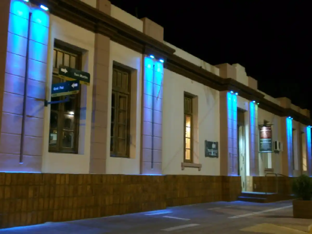 Arroyito: recorrido urbano por el Día de los Monumentos   