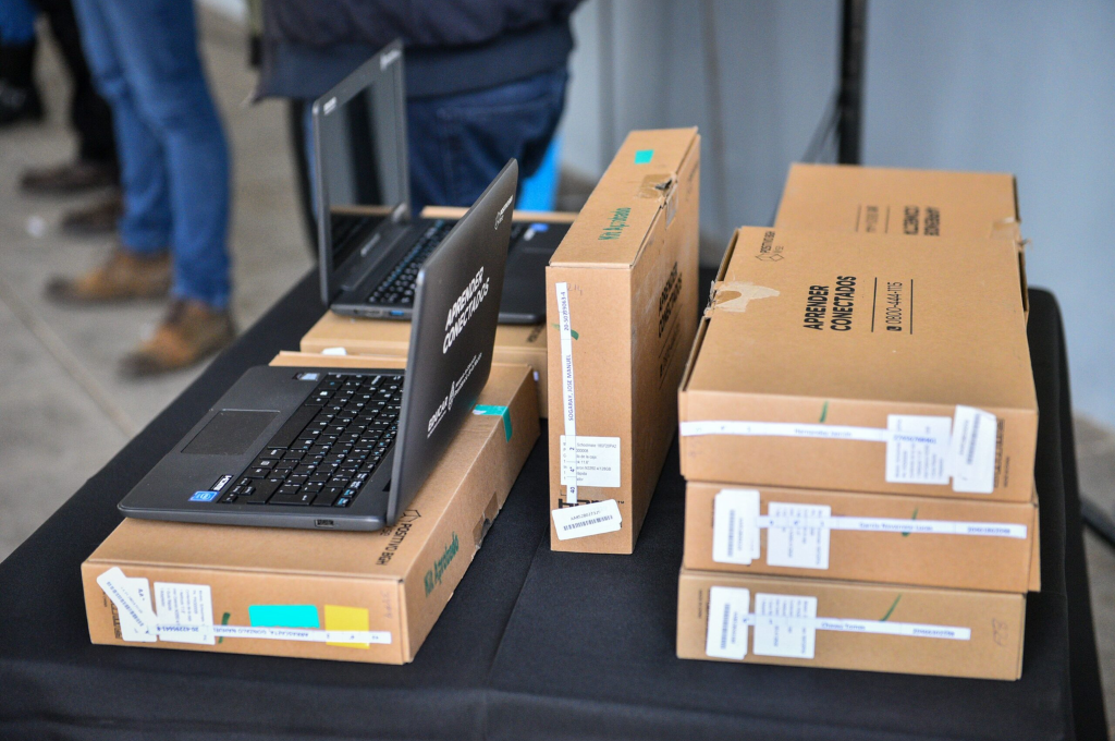 Las escuelas santafesinas recibirán más de 37.400 netbooks